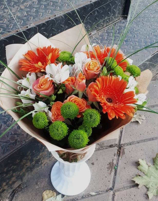 Букет цветов из: Герберы, Хризантемы, Альстромерии и Розы в Верхней Максаковке