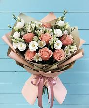 Букет цветов из:  Розы, Альстромерии и Лизиантусы в Верхней Максаковке