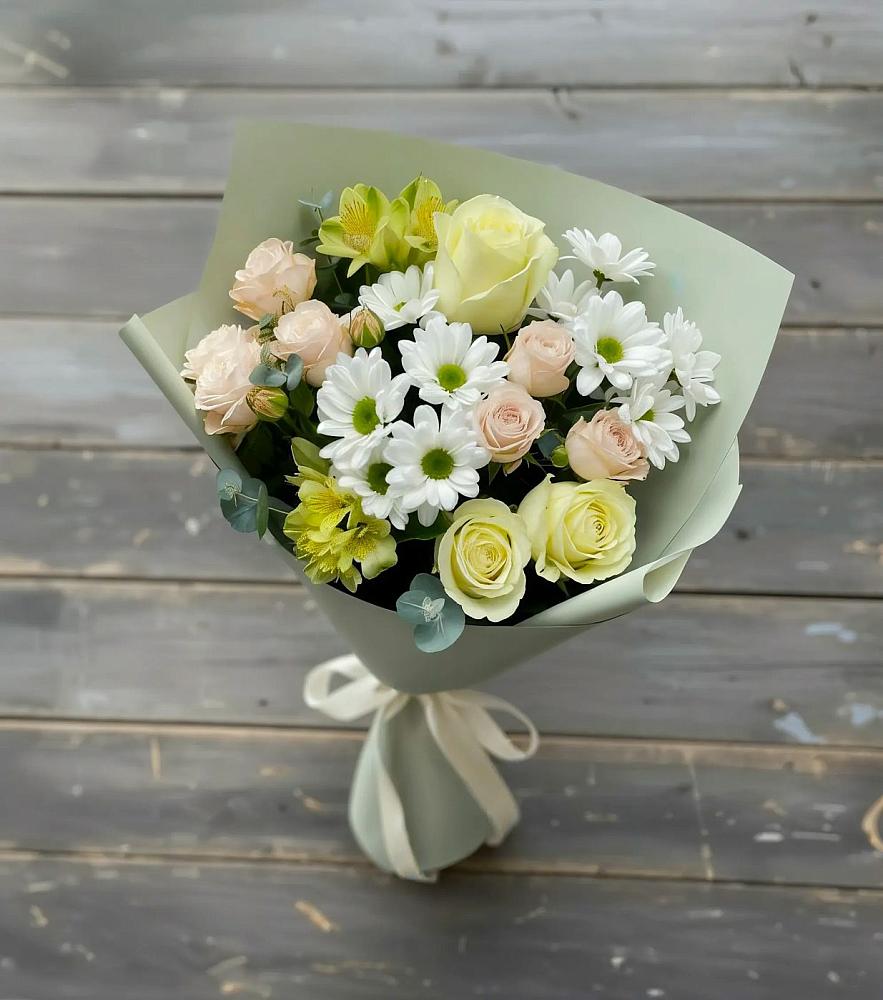 Букет цветов из: Альстромерии, Розы и Хризантемы в Верхней Максаковке