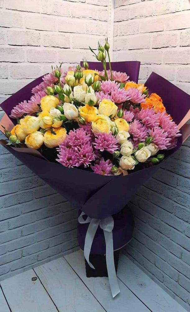 Букет цветов из: Хризантемы и Розы в Верхней Максаковке