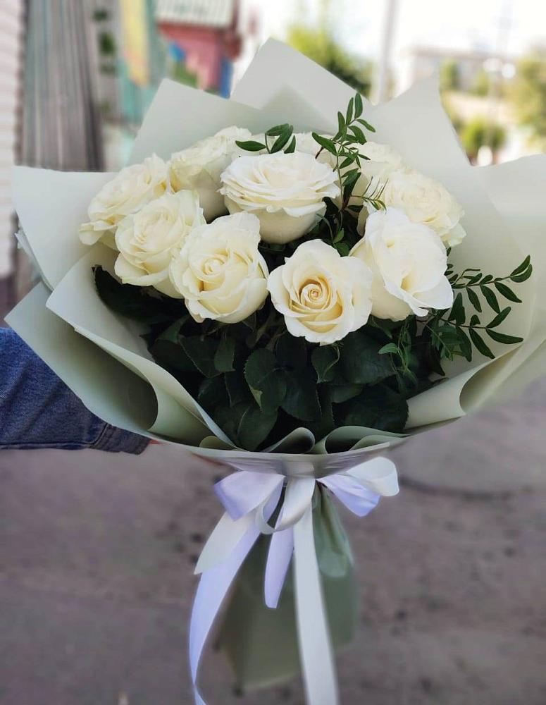 Букет Белые розы Проуд в Верхней Максаковке