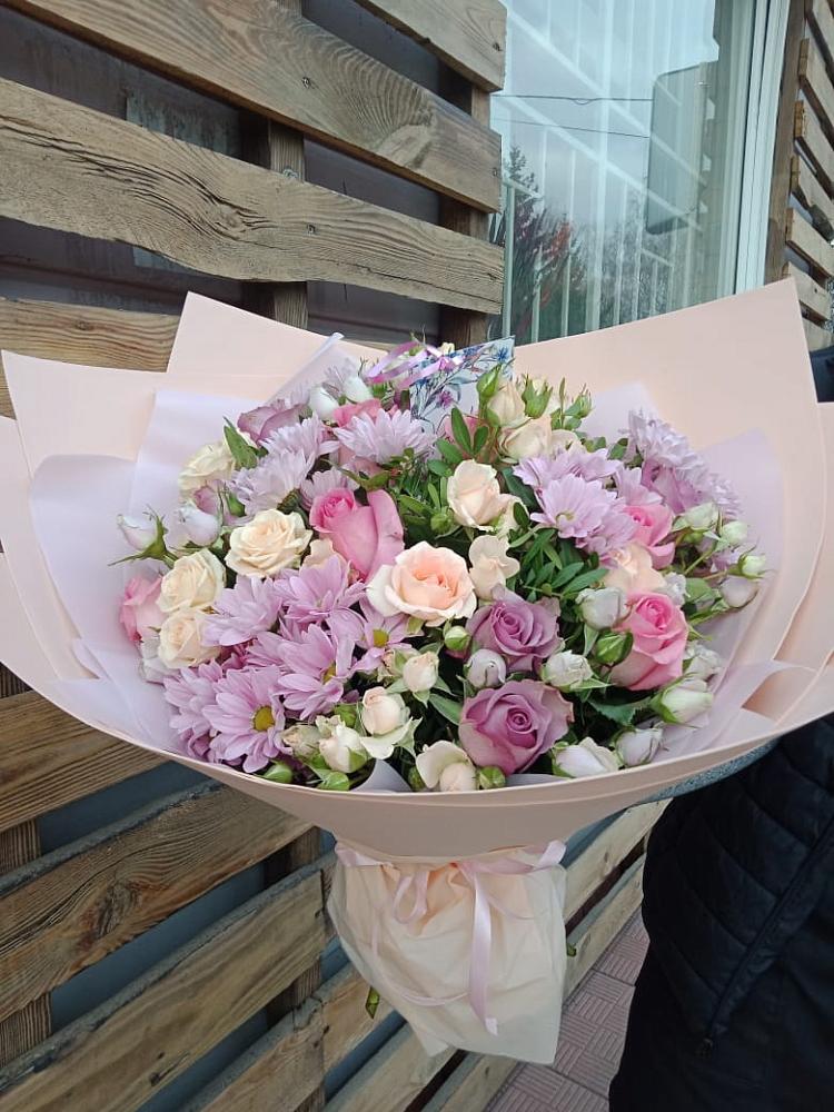 Букет цветов из: Розы и Хризантемы в Верхней Максаковке