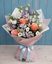 Букет цветов из:  Лизиантусы, Розы, Альстромерии и Гипсофила в Верхней Максаковке