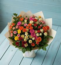 Букет Микс из разноцветных кустовых роз в Верхней Максаковке